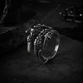 Predator’s Grasp Ring